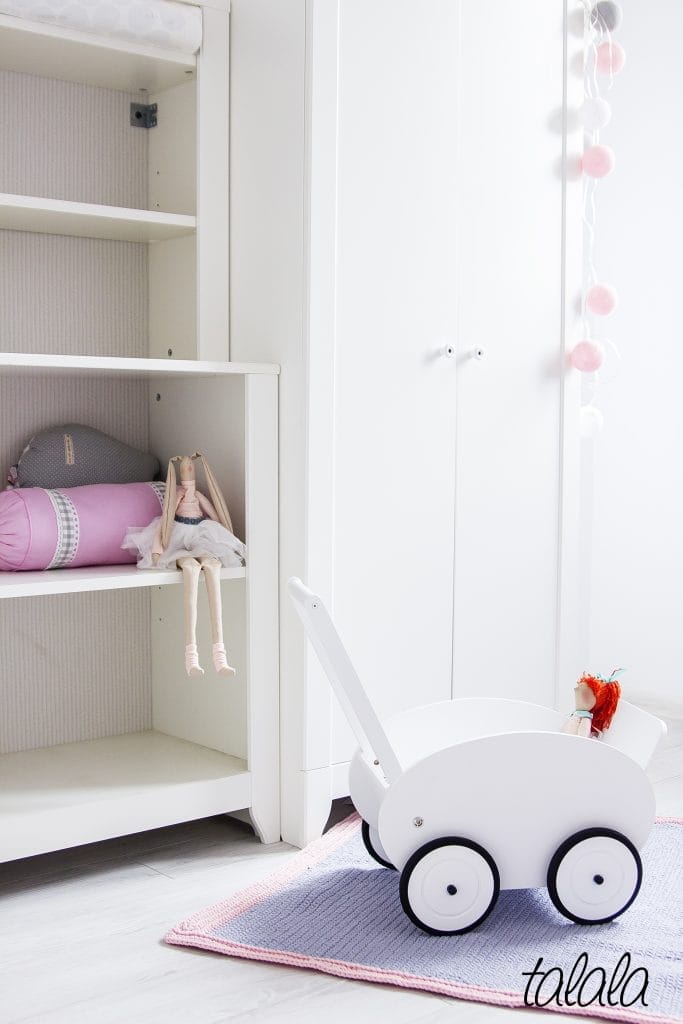 Pomysł na pokój dziecięcy z lalkami handmade