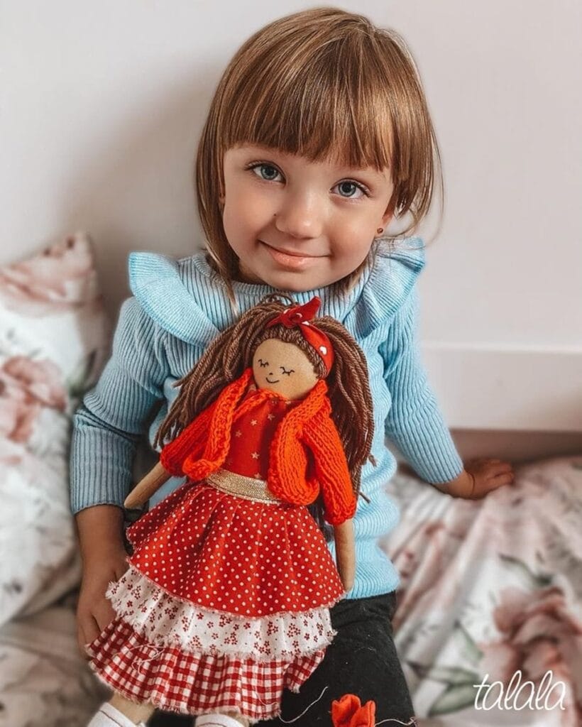 lalka ręcznie robiona